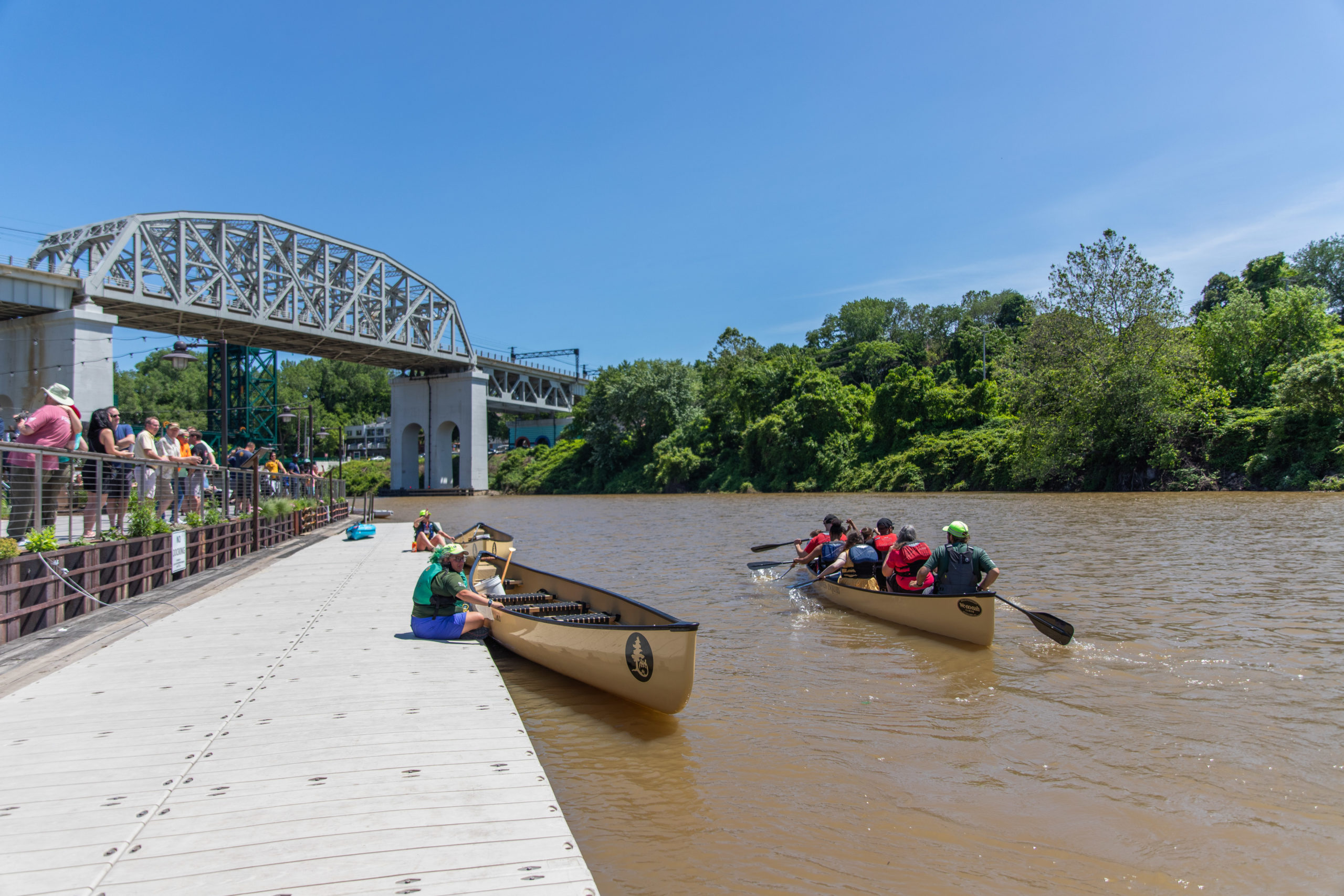 People canoeing on Cuyahoga River