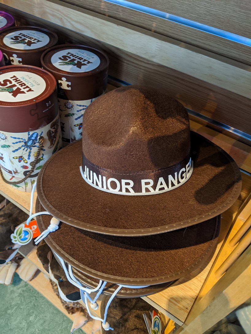 https://www.conservancyforcvnp.org/wp-content/uploads/2019/11/junior-ranger-hat.jpg