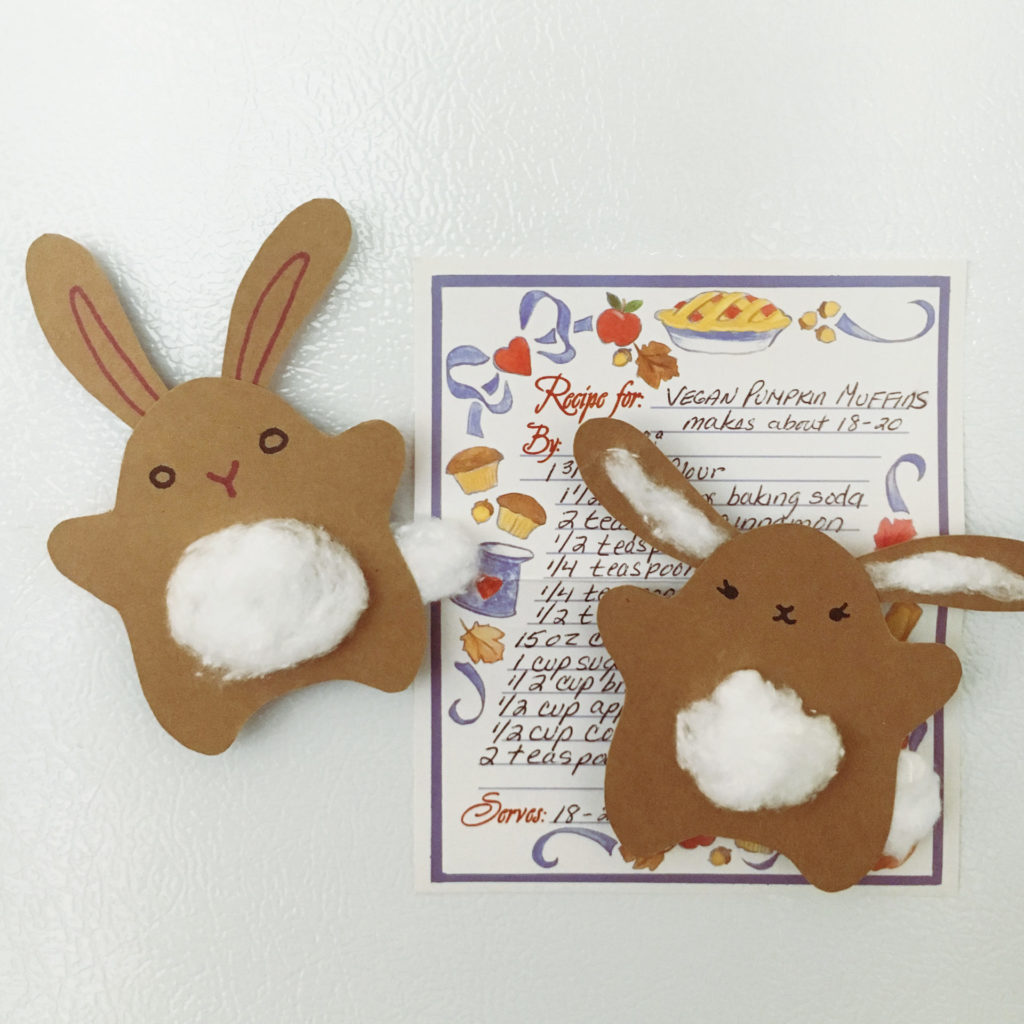 DIY bunny magnets